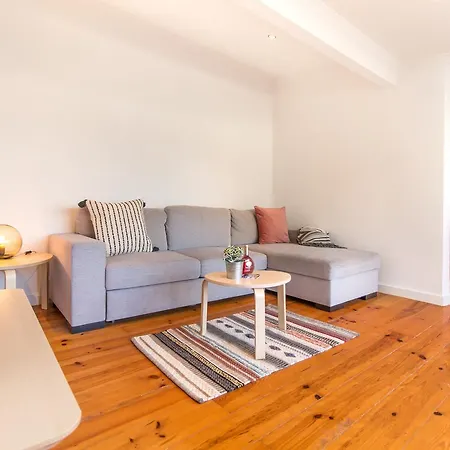 Appartement Alfama Lovely Duplex *